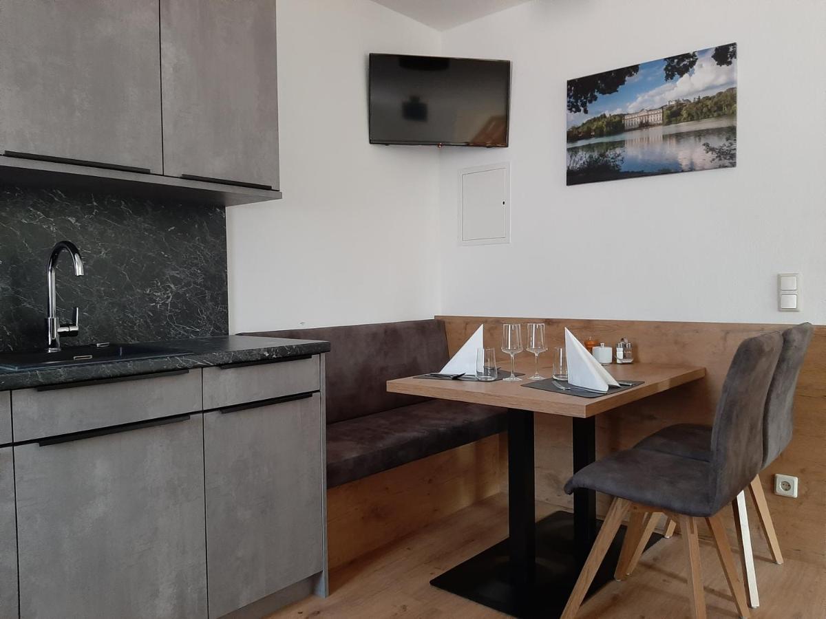 Apartments By Pension Ballwein Σάλτσμπουργκ Εξωτερικό φωτογραφία