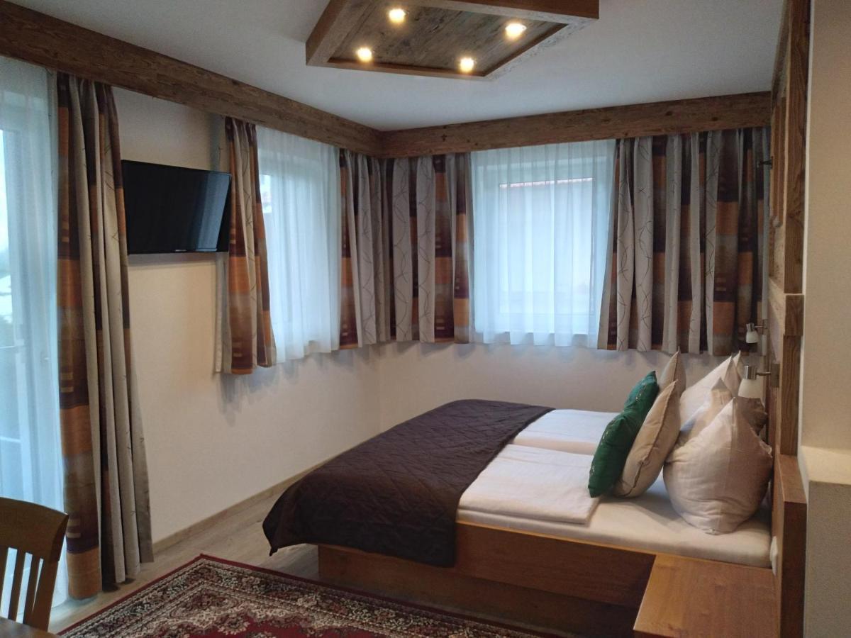 Apartments By Pension Ballwein Σάλτσμπουργκ Εξωτερικό φωτογραφία